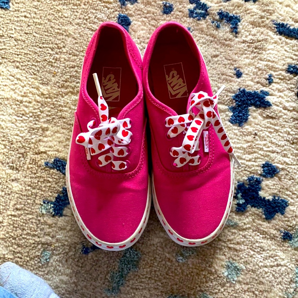 Kids heart vans
